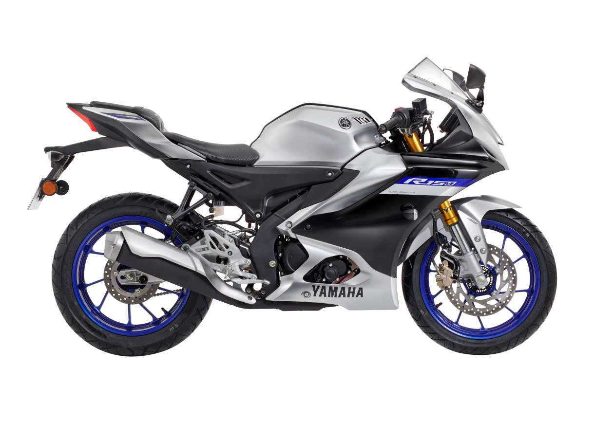 Yamaha R15