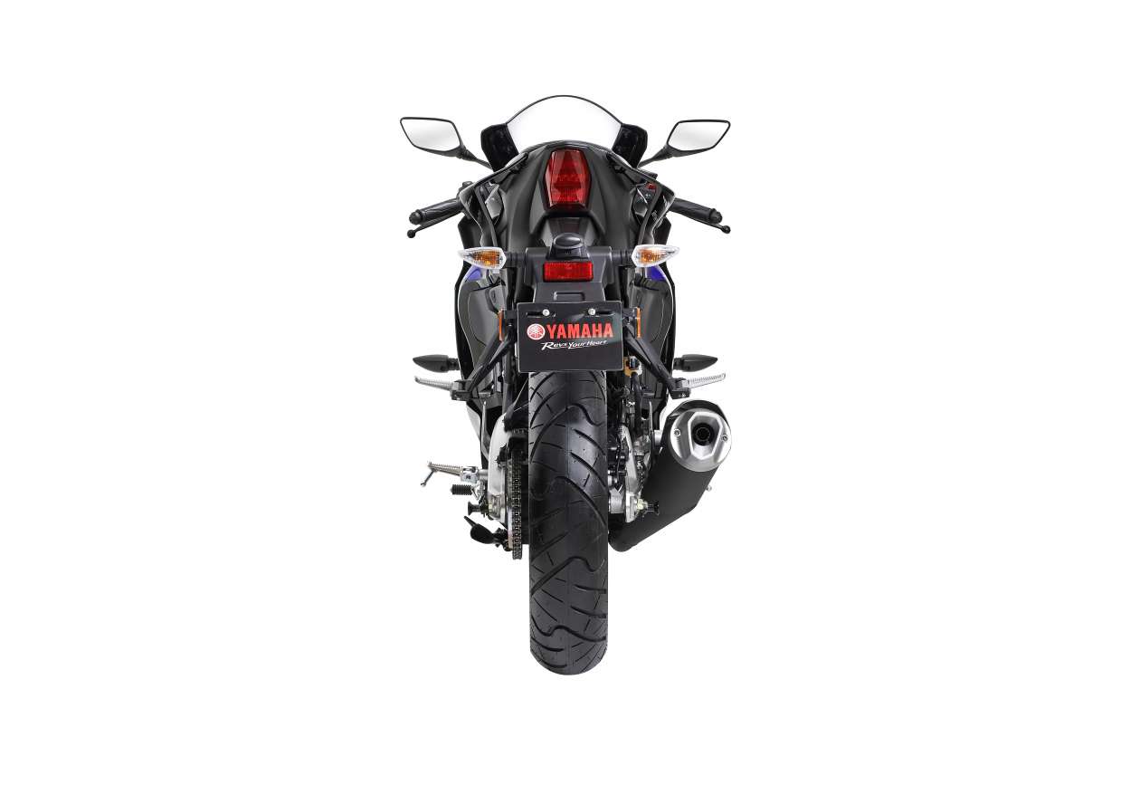 Yamaha R15